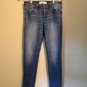 Abercombie & Fitch Skinny Jeans Size 28